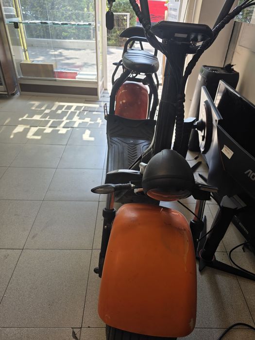 Moped Vme31b2401 An fabricație 2025•Amanet Lazar Crangasi •57842