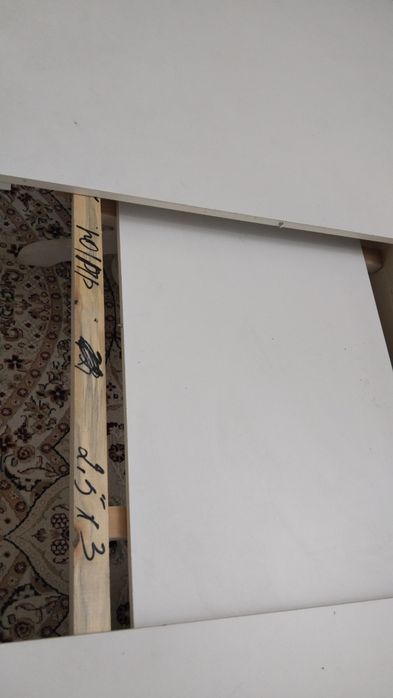 Гостиный Стол белого цвета