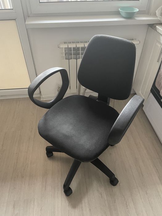 Компьютерное кресло