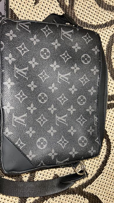 Louis Vuitton Trio Messenger Bag