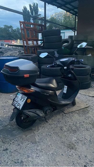 Мопед Suzuki Adress