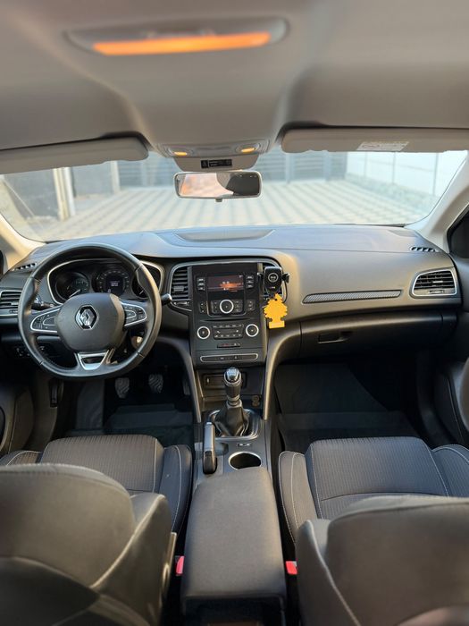 RENAULT Megane 2019 — imagine 5