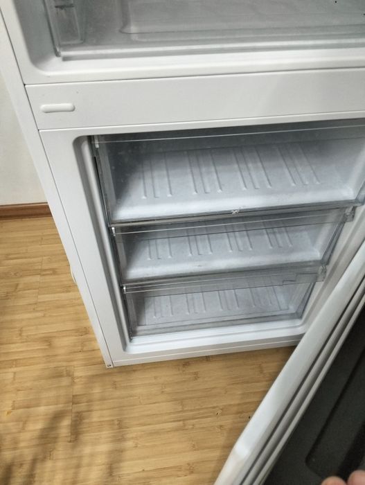 Истеп турган холодильник