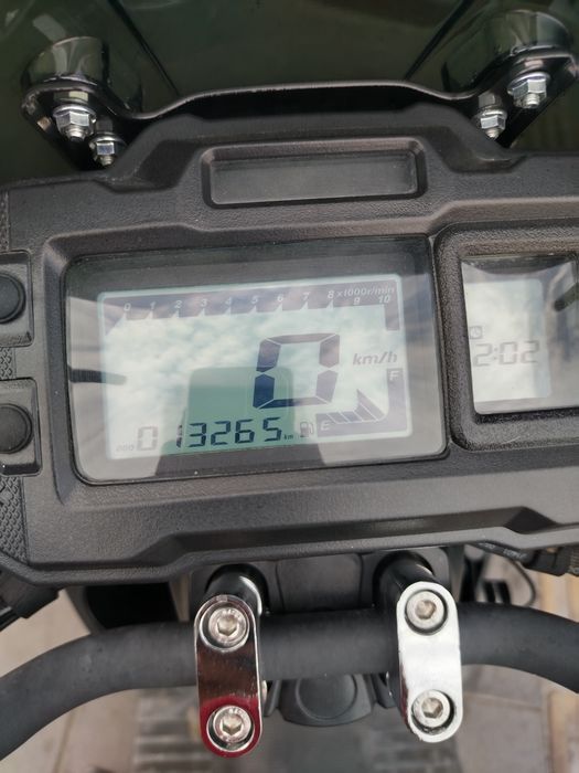 Tank skuter 2025 yili xolati zo'r 1qol minilgan narxi 700$dolr