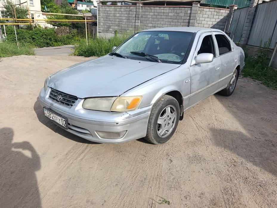 Toyota camry 25 сатылады