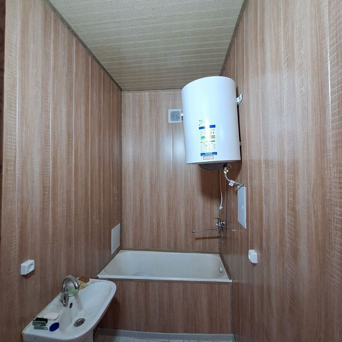 2 комнатная квартира в центре Чирчика