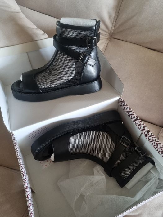 Продам босаножки 38р-р. 12000тт