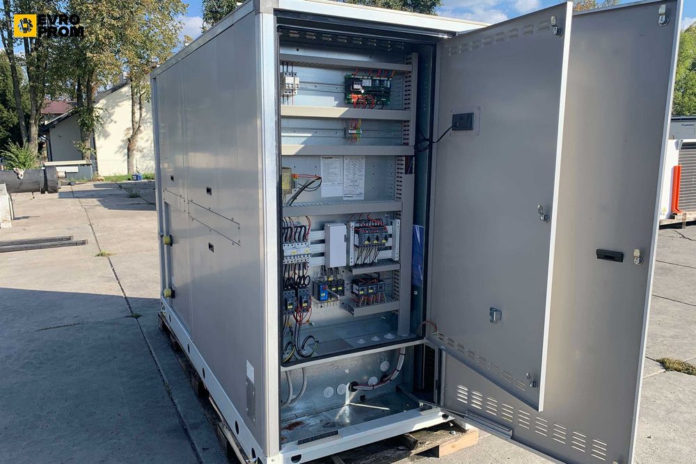 Chiller răcit cu aer CLIMAVENETA NECS-C/HT 0302 – 80 kW | chiller 65 kw pret | Modul hidraulic | Outlet