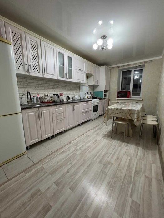 Продам 3 комнатную квартиру в районе Болашак