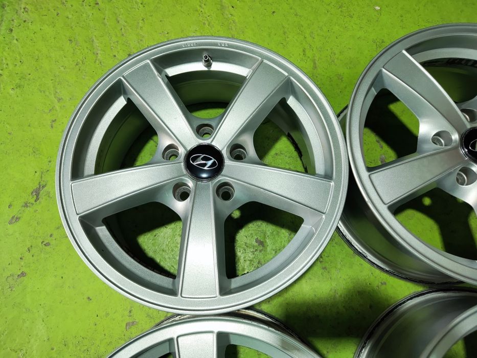 16 5x114.3 Hyundai Kia лети джанти 5х114.3