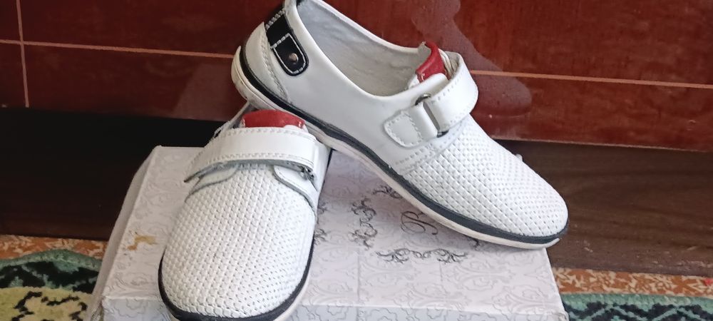 Туфли 28,29 р. Белые