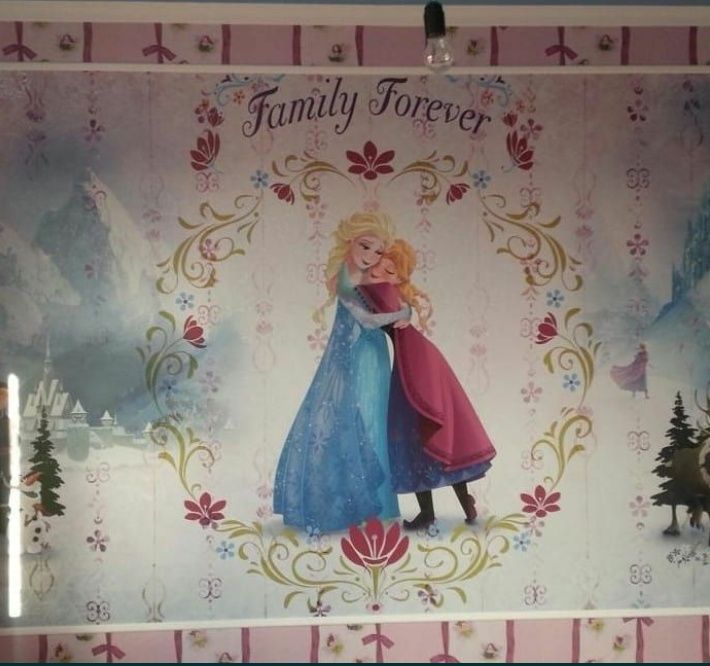 Поклейка обоев,галтелей,частичный ремонт