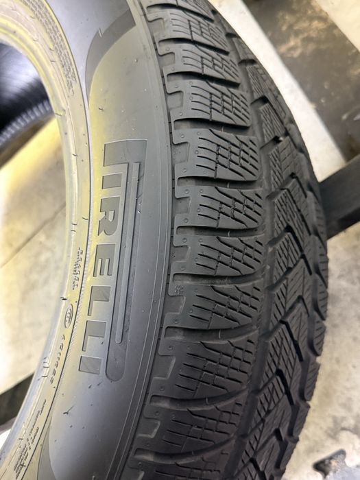 235/60R19 Pirelli 2024 6.2mm elect RO
