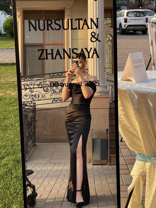 Продаю платье очень элегантное