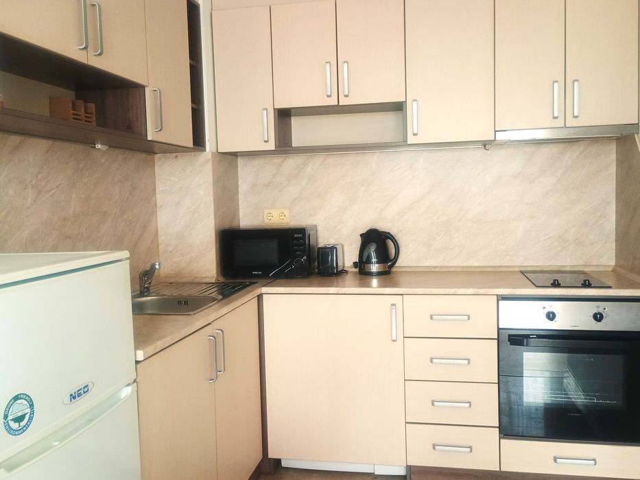 Дава се под наем Двустаен апартамент в Несебър - 71 кв.м за 307 € - Снимка #3