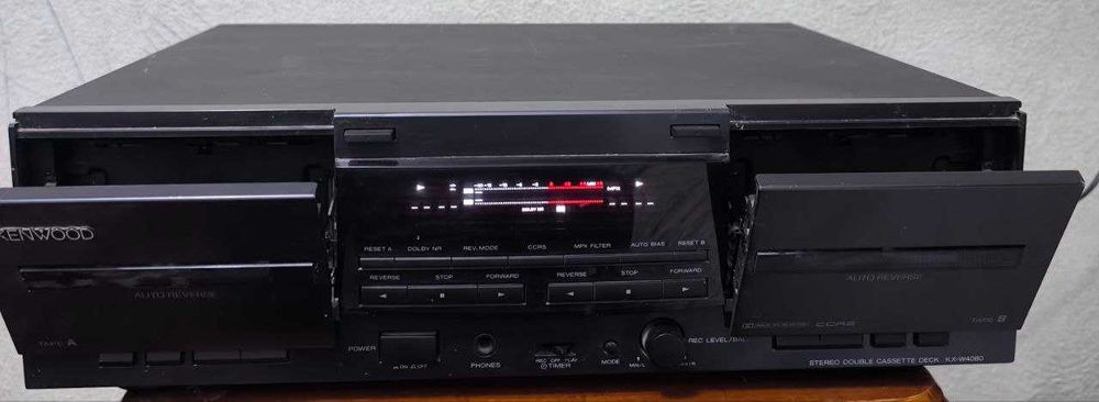 Кассетный магнитофон кенвод