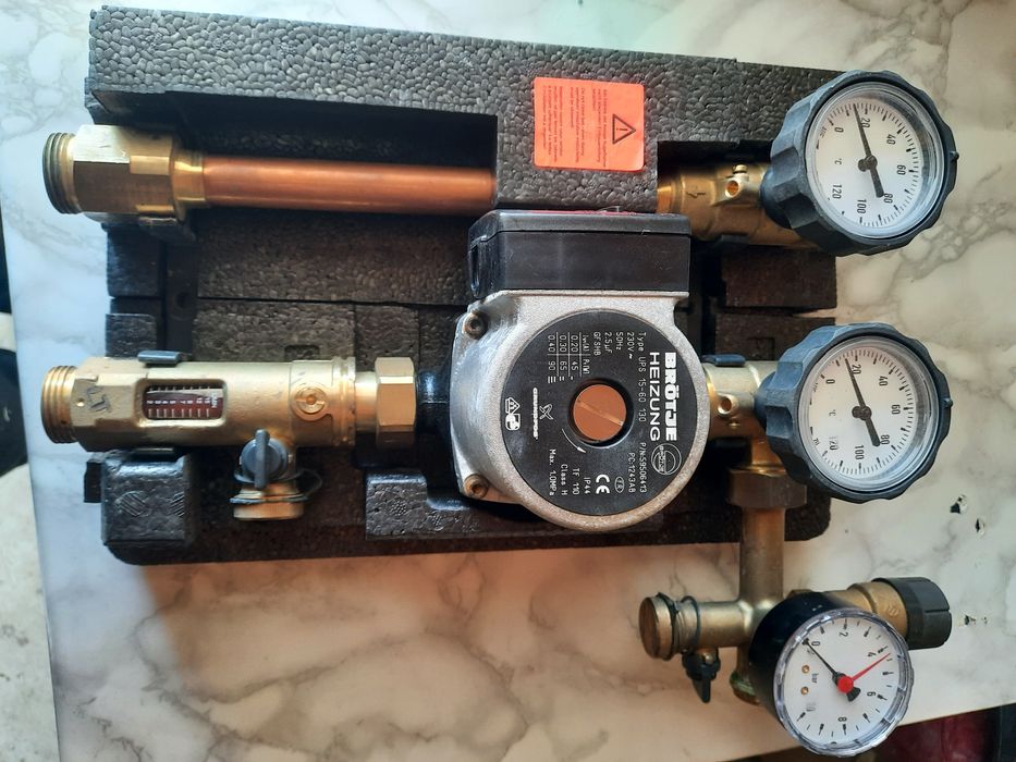 Kit panou solar pentru apa calda