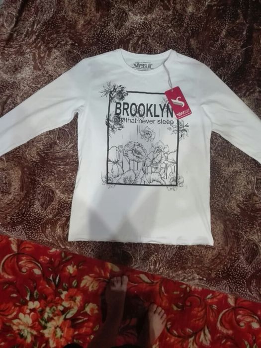 Продам топики, кофточки, борцовки.