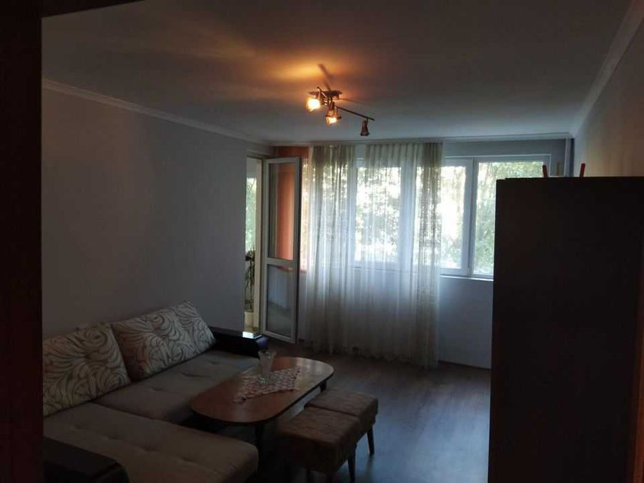 Дава се под наем Двустаен апартамент в Бургас, Зорница - 63 кв.м за 200 € - Снимка #2