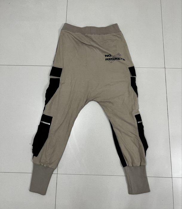 Pantaloni Made By Society
