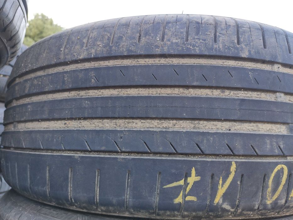 4бр Летни гуми 215 40 17 - Vredestein и Westlake