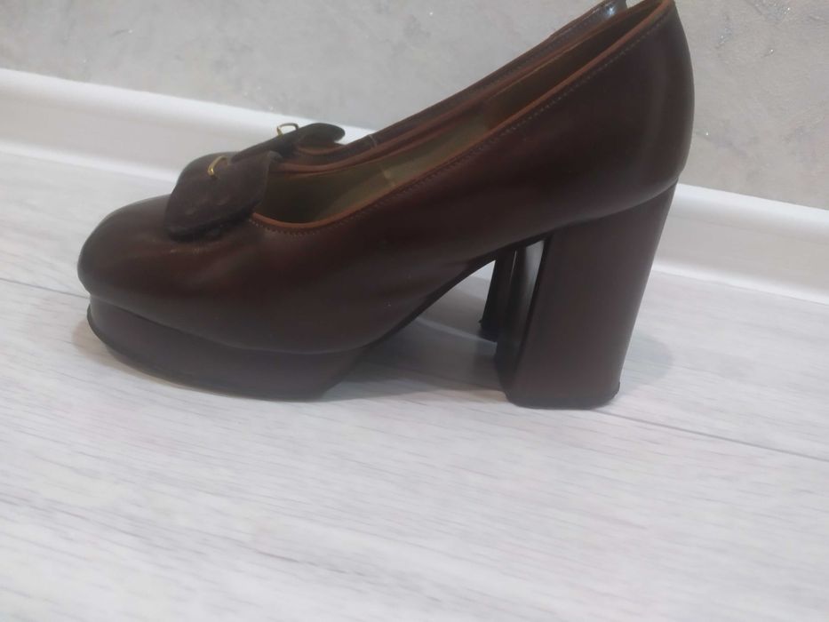 Продам туфли, ботинки