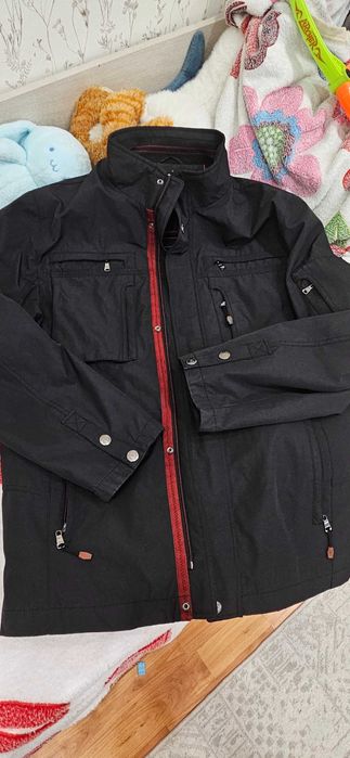 Продам куртки мужские