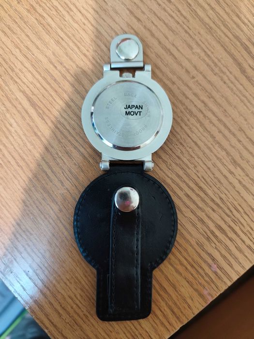 Продаю новые японские  часы