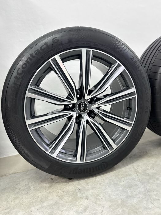 Jante Audi Q8 SQ8 R21 Originale Continental de vara 44/2024 99%