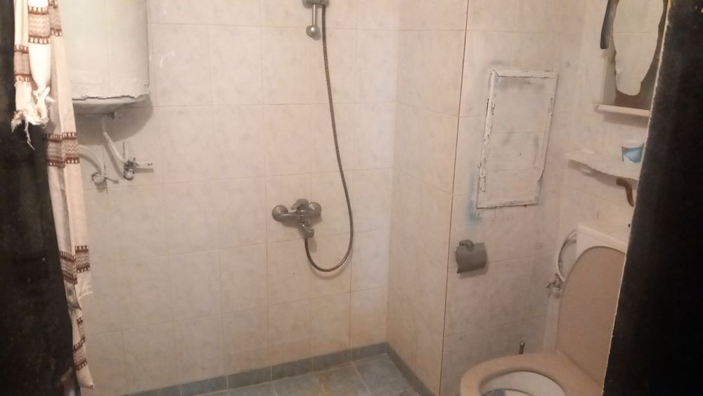 Тристаен апартамент под наем