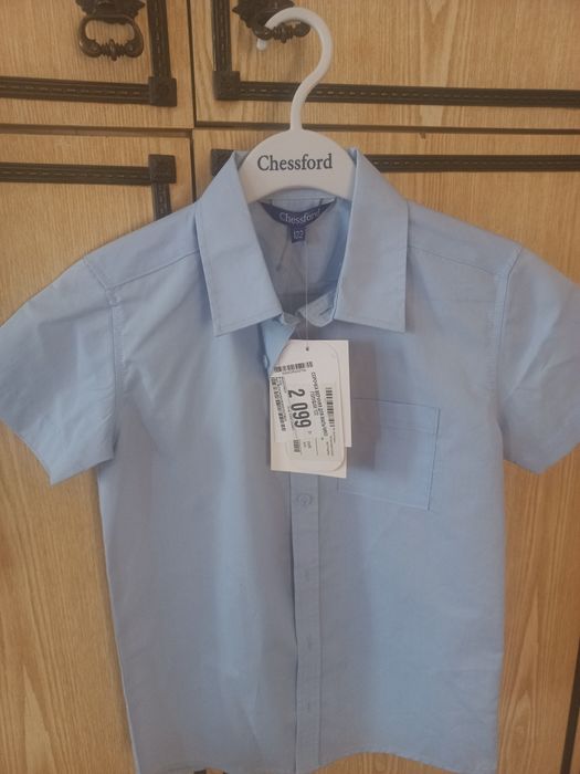 Продам школьную одежду