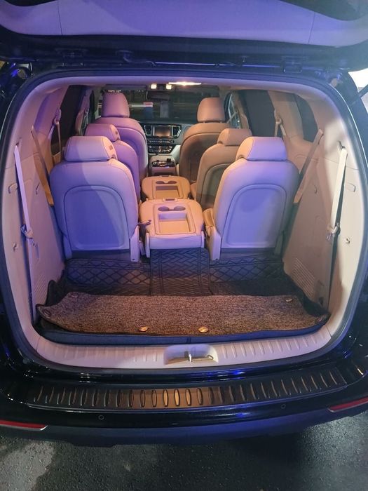 Kia avto mashinasi sotiladi