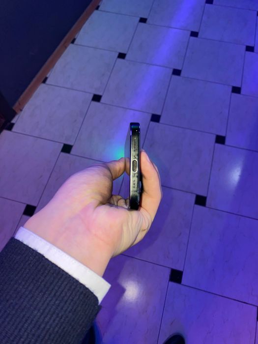 Iphone 15 srochna sotiladi