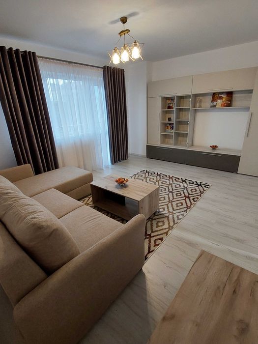 Vânzare apartament 2 camere + loc parcare subteran (Crystal Residence)