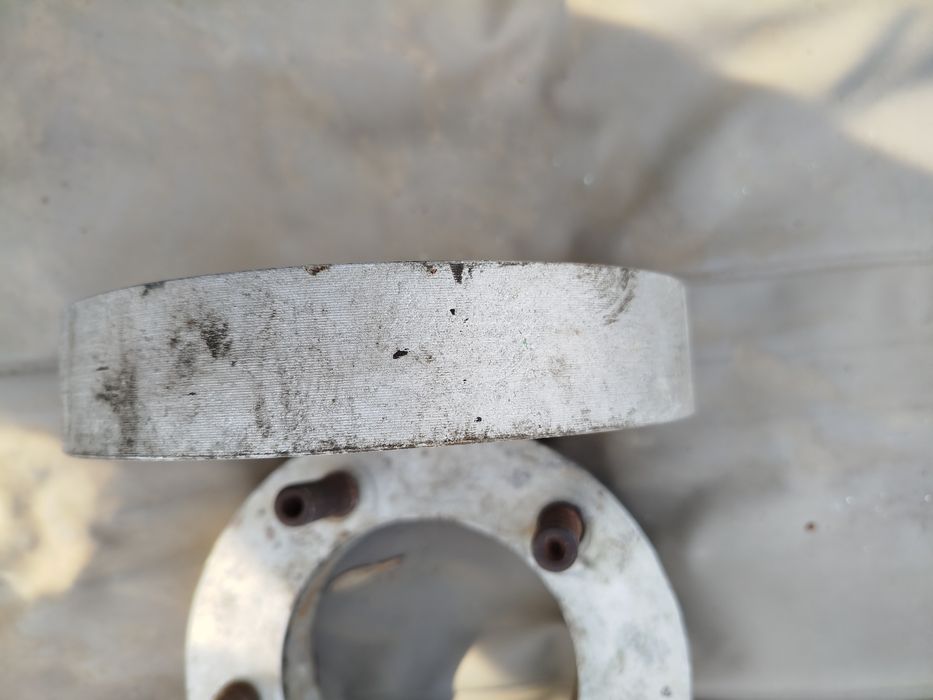 Продам алюминиевые проставки