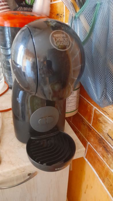 Кафемашина с капсули Долче Густо с проблем