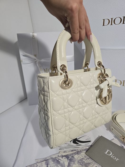 Налична чанта Lady Dior Latte