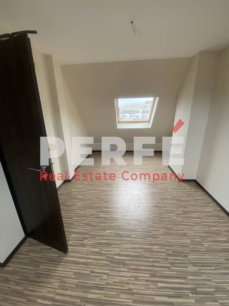 Продава се Тристаен апартамент в Свети Влас - 133 кв.м за 715 €/кв.м - Снимка #2