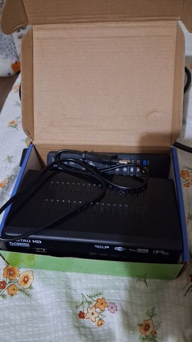 Тв приставка продам