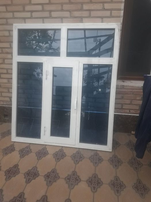 Eshik derazalar sotiladi