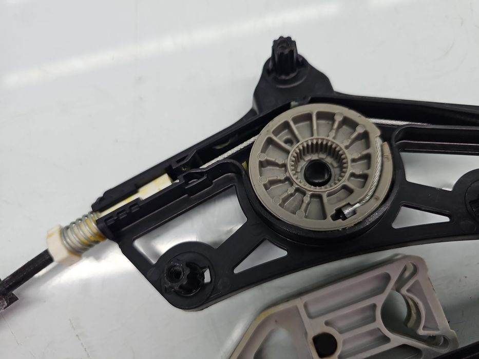 Macara electrica geam dreapta spate AUDI A6 (4G2, C7) [Fabr 2012-2017]