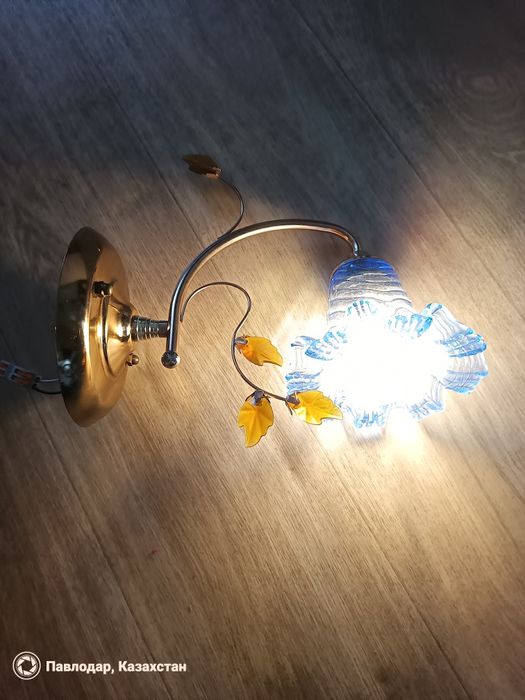 Люстра настенная бра