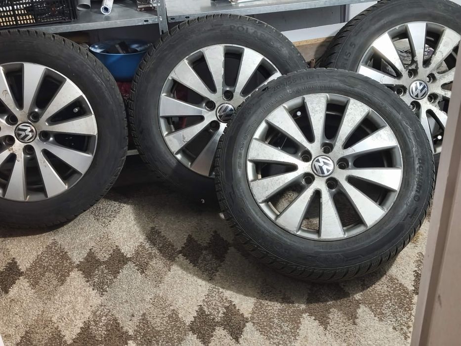 Jante VW R16 originale cu anvelope de iarnă 205/55 R16