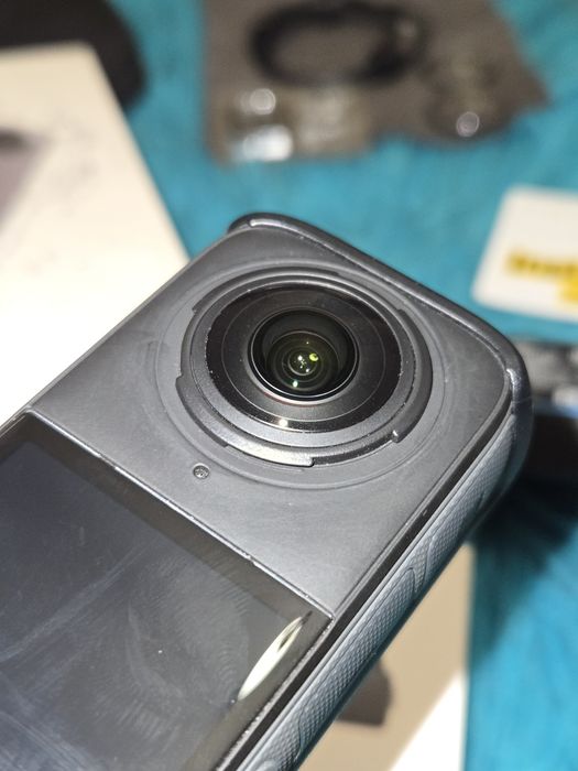 Экшн-камера Insta360 X4