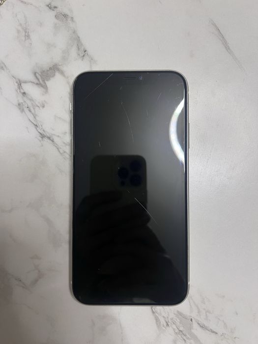 Продается iPhone 11