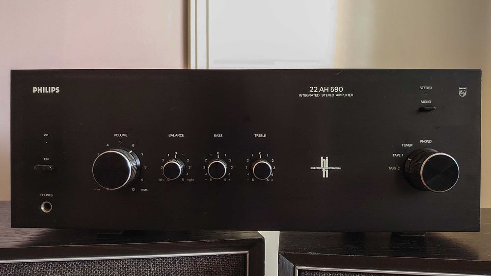 Усилвател Philips  22AH590 и тонколони Philips RH22456