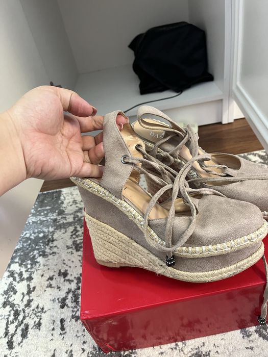 Обувь красивый нов