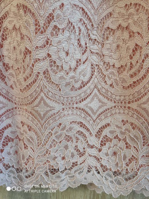 Moda si frumusete/Haine dama/Bluza eleganta din dantela