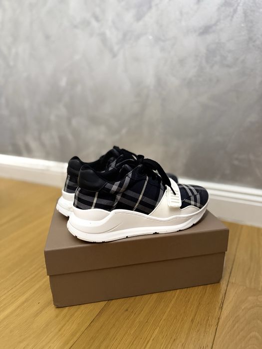 Adidasi Burberry piele naturala Full Box colectie noua