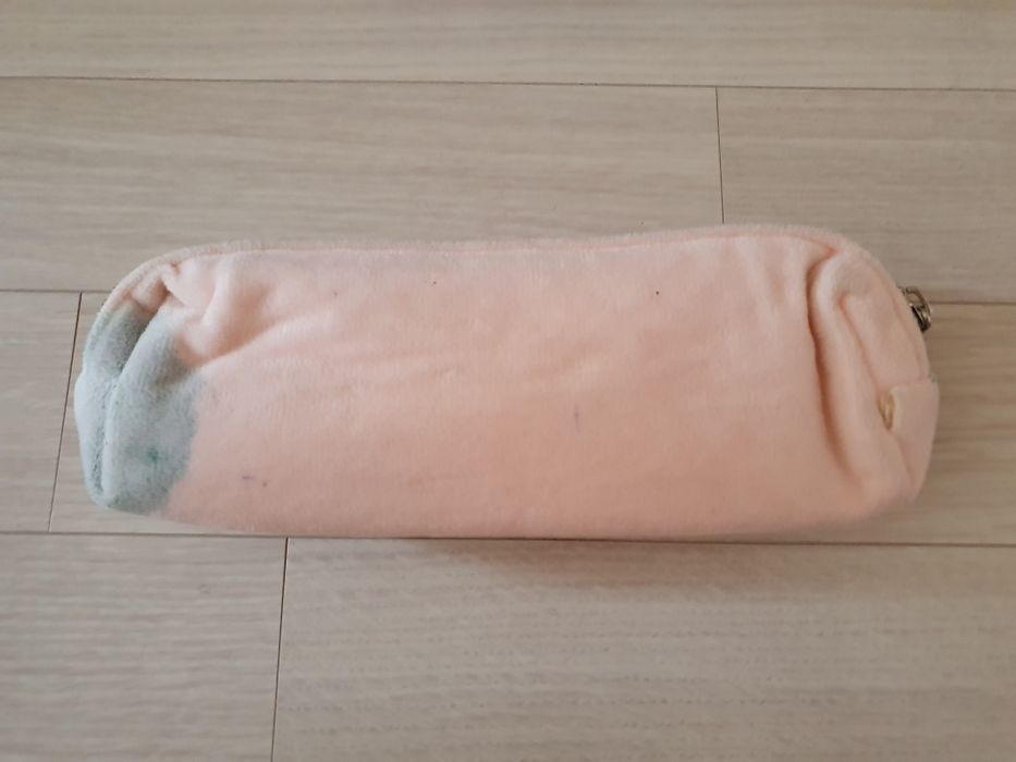 Несесери за училище